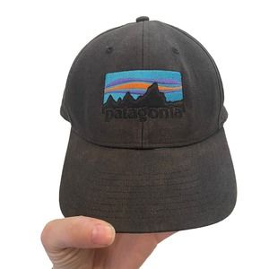 Patagonia Black Faded Fitz Roy Horizons Snap Back Hat Cap P-6 Logo Outdoors